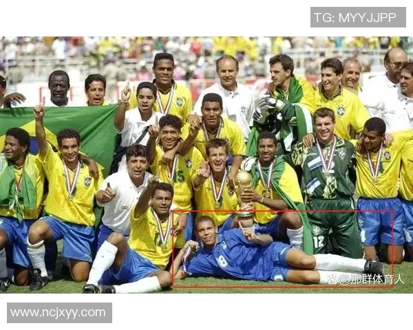 足球明星资料卡全解析揭秘他们的成长历程与辉煌成就